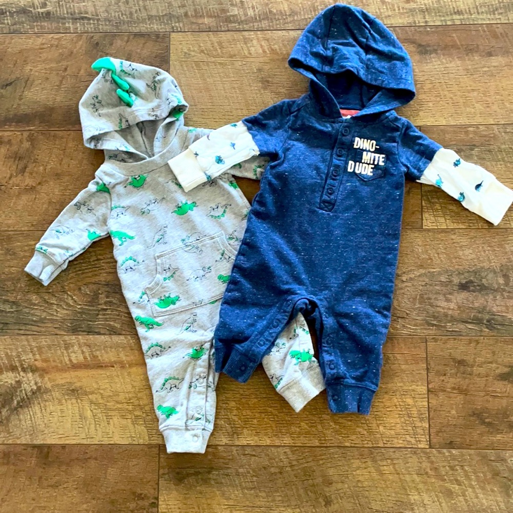 Carter’s 3 Month Hooded Body Suit (Set of 2)